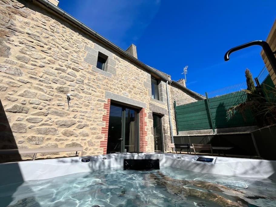 Douceur De Vivre En Bord De Mer - Jacuzzi Et Cheminee 셍-쿨롬 외부 사진